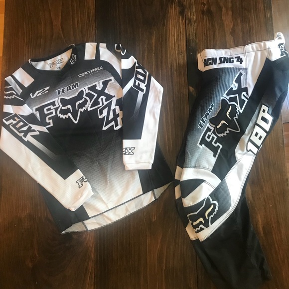 Fox Other - 💥💥💥PRICE DROP💥💥💥 Fox Riding Gear